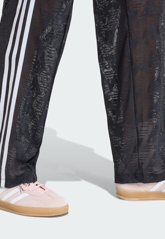 ADIDAS ORIGINALS Regular Hose 'Firebird Classics' in Schwarz