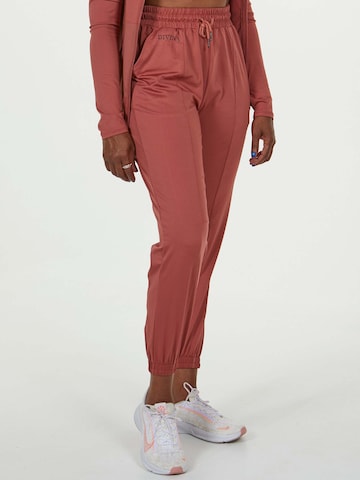 regular Pantaloni sportivi 'Nui' di Divina in rosso