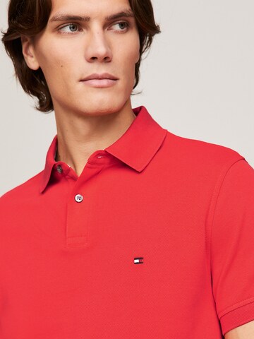 TOMMY HILFIGER Shirt in Rot