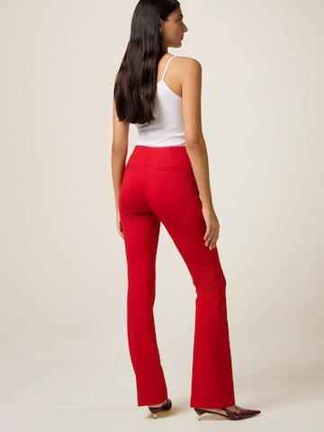 oltre Flared Trousers in Red