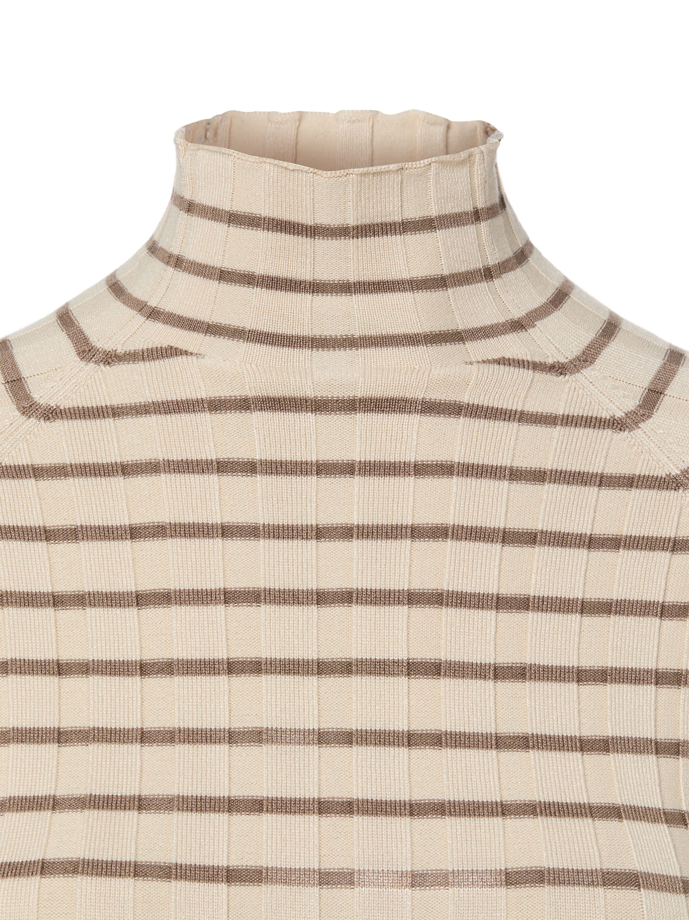 Marie Lund Sweater in Beige