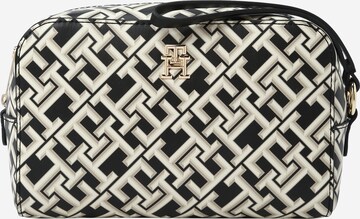 TOMMY HILFIGER Toiletry Bag in Black: front