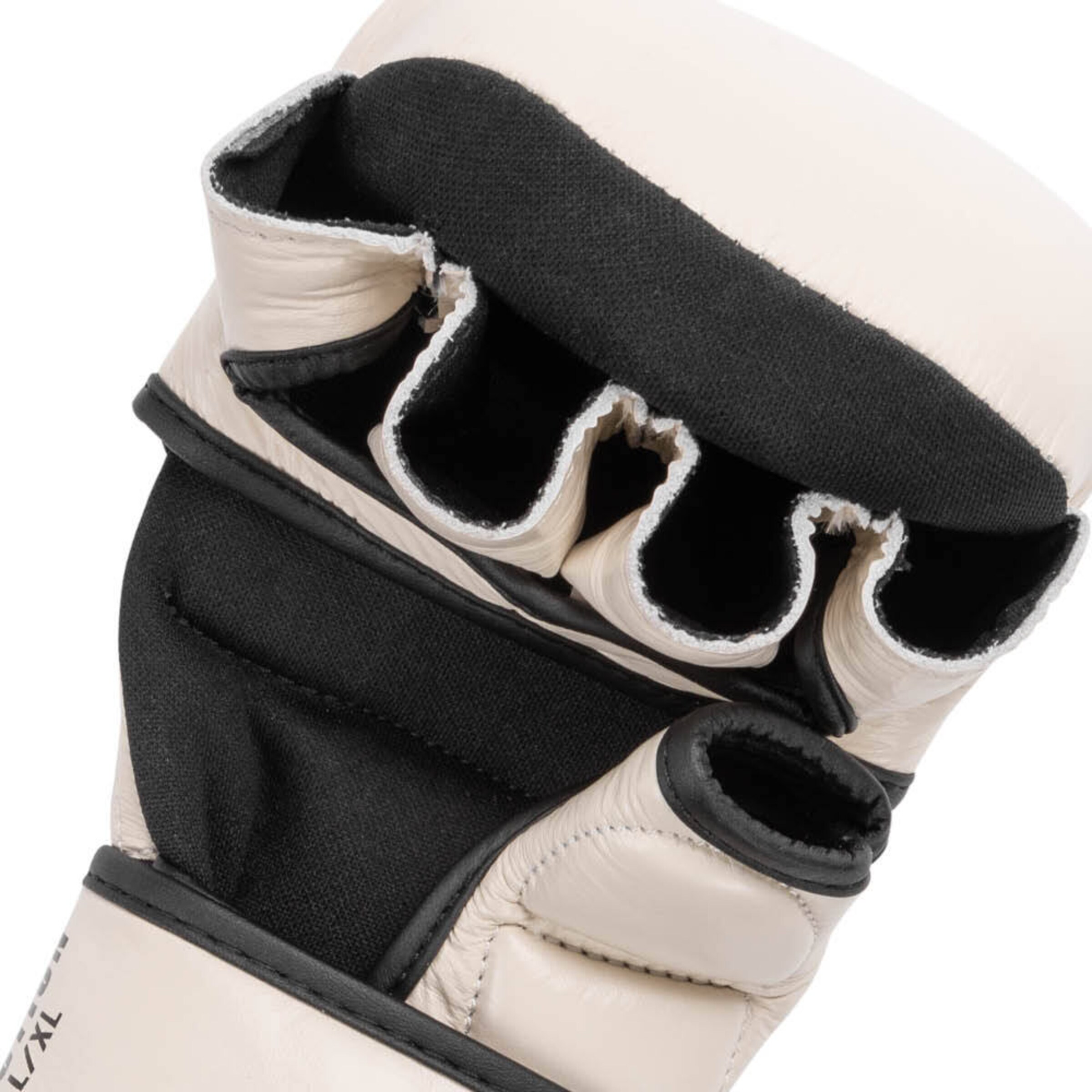 Tapout Sports gloves 'RUCTION' in White