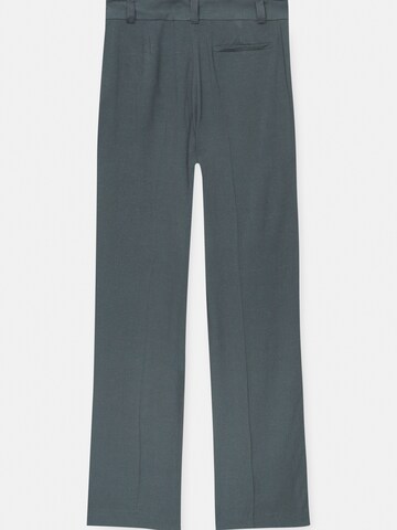 Pull&Bear Normální Kalhoty s puky – modrá