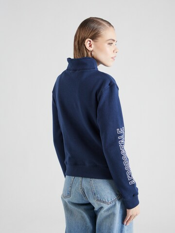 AÉROPOSTALE Sweatshirt in Blau