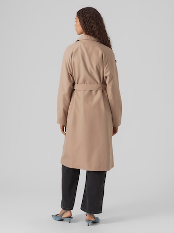 VERO MODA Between-Seasons Coat 'Doreen' in Beige