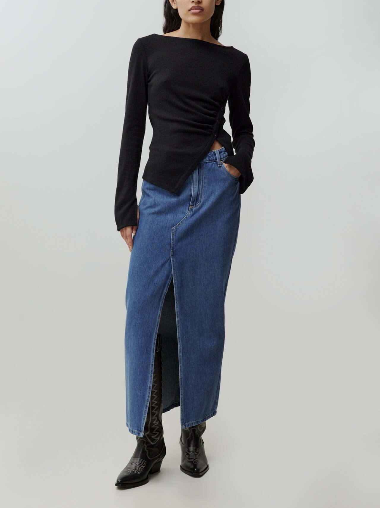 EDITED Produkte Shirt 'Yesenia' schwarz