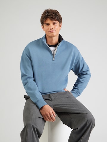 HUGO - Sweatshirt 'Durty244' em azul: frente