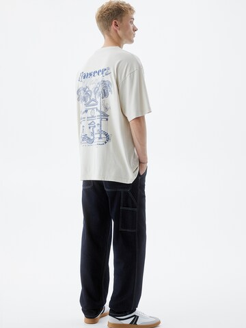 Pull&Bear T-Shirt in Beige
