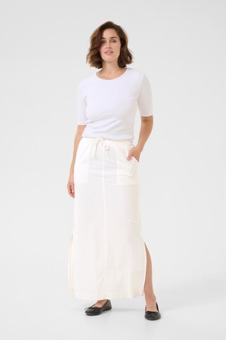 Gonna 'KANaya' di Kaffe in bianco
