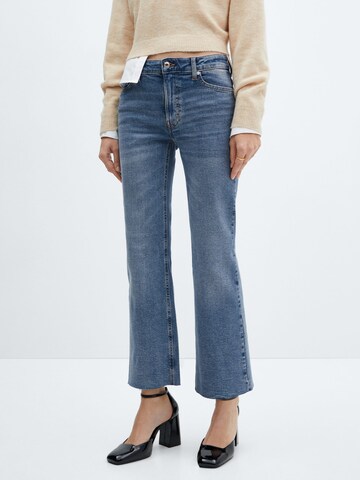 MANGO Flared Jeans 'Sienna' in Blauw: voorkant