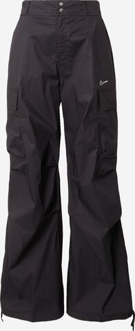 Nike Sportswear Wide leg Cargobroek in Zwart: voorkant