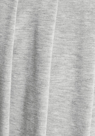 Neun Monate Shirt in Grey