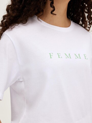 Tricou 'VILJA' de la SELECTED FEMME pe alb