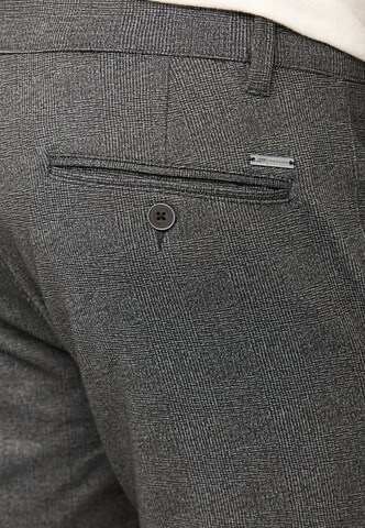 Coupe slim Pantalon chino 'Luca' JEFF en gris