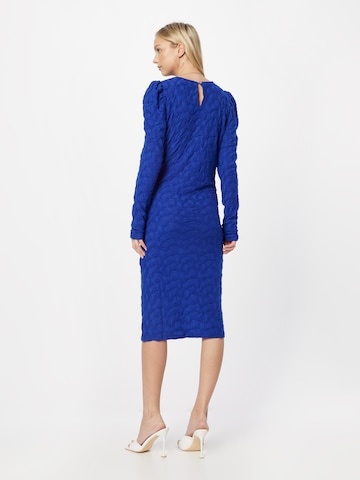 Robe 'Dalia' co'couture en bleu