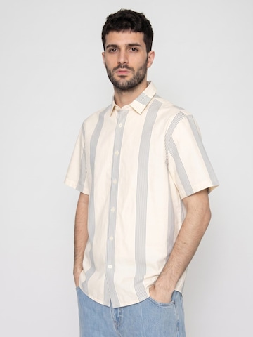 Thinking MU Comfort fit Koszula 'Persian' w kolorze beżowy: przód