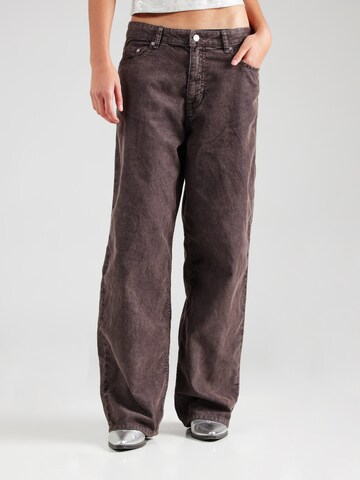 Loosefit Pantaloni 'Astro' di WEEKDAY in marrone: frontale