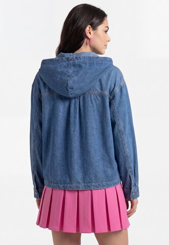 MYMO Between-Season Jacket in Blue