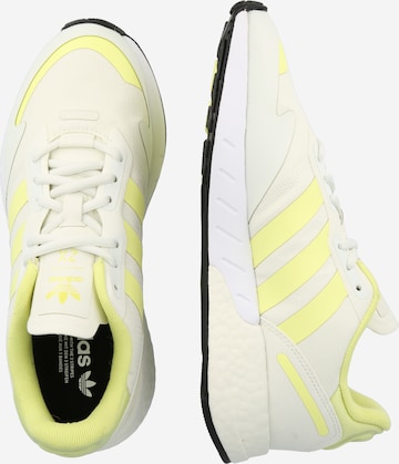 ADIDAS ORIGINALS - Zapatillas deportivas bajas en amarillo