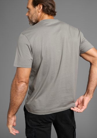 Man's World Shirt in Grey