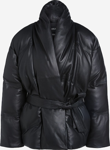 SET Between-Season Jacket in Black: front