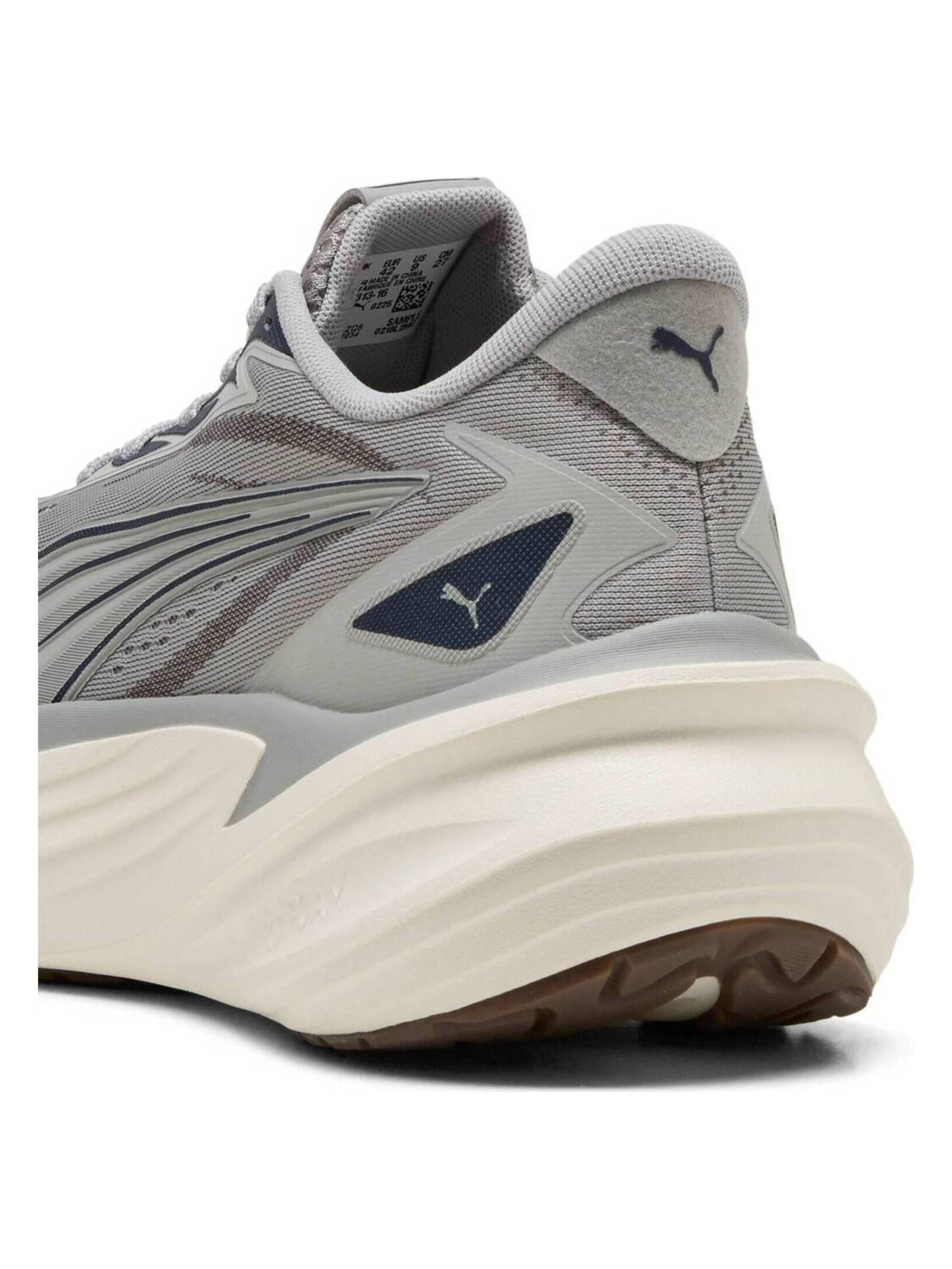 PUMA - Calzado deportivo en gris