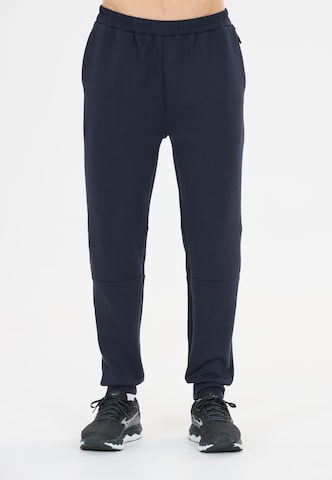 Virtus Loosefit Sweathose 'Taro V2' in Blau: Vorderseite
