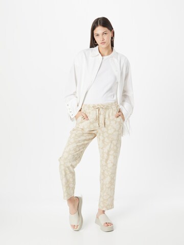 GAP Tapered Pants in Beige