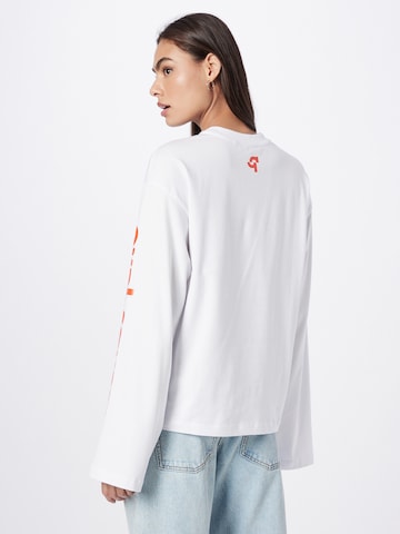 T-shirt 'Flava' Oval Square en blanc