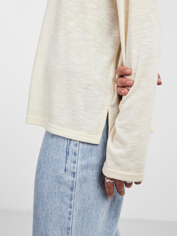 PIECES Shirt in Beige