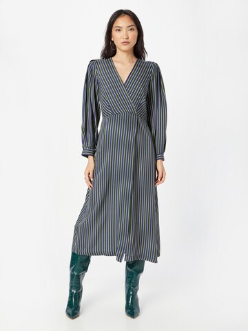 Robe Closet London en bleu : devant