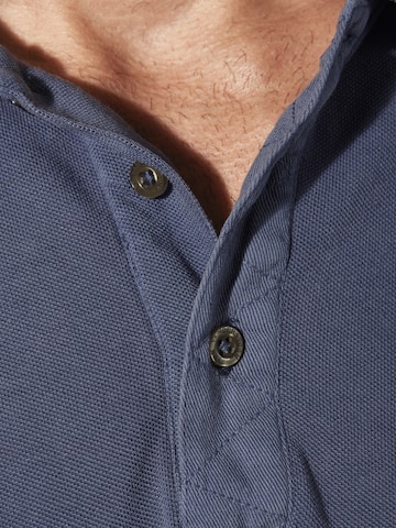 T-Shirt 'Gunhelm' Jan Vanderstorm en bleu