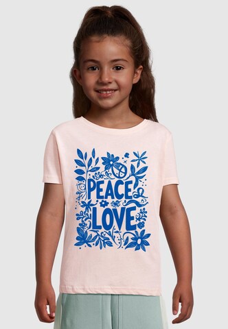 Merchcode Shirt 'Peace Love' in Roze: voorkant