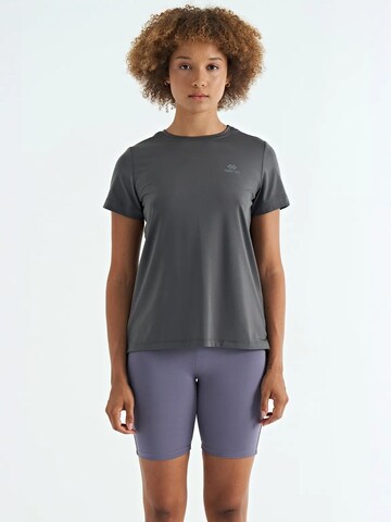 Maglietta di Tommy Life in grigio