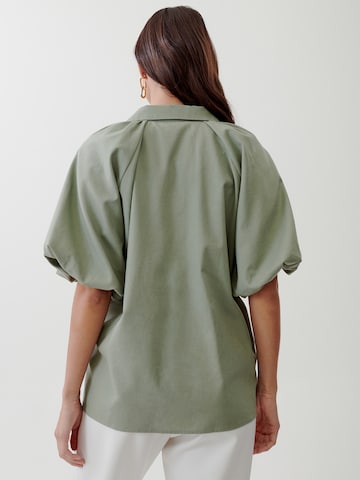 Camicia da donna 'FIONA' di Tussah in verde: dietro