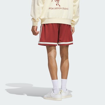 Loosefit Pantalon ADIDAS ORIGINALS en rouge