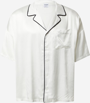 Regular fit Camicia 'Yasin' di ABOUT YOU x Rewinside in bianco: frontale