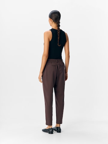 OBJECT - Slimfit Pantalón plisado 'OBJLisa' en marrón