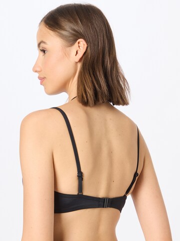 Hunkemöller T-shirt Bikini top 'Luxe' in Black