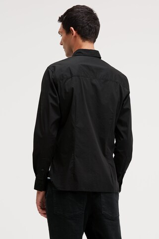 CAMP DAVID Slim fit Button Up Shirt in Black