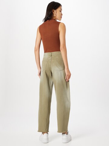 Wide leg Jeans 'Faith' de la WEEKDAY pe verde