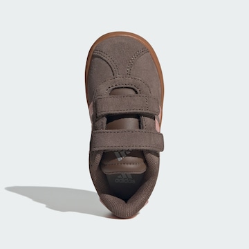ADIDAS SPORTSWEAR Sportschoen 'VL Court 3.0' in Bruin