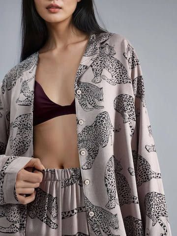 Pigiama di Hiccup in beige