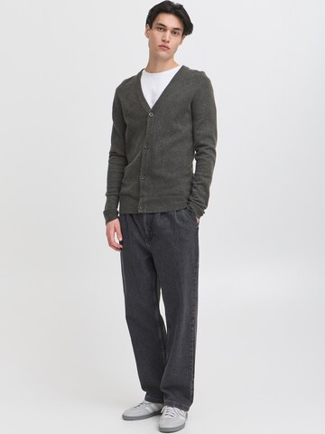 Casual Friday - Casaco de malha 'Heine' em cinzento