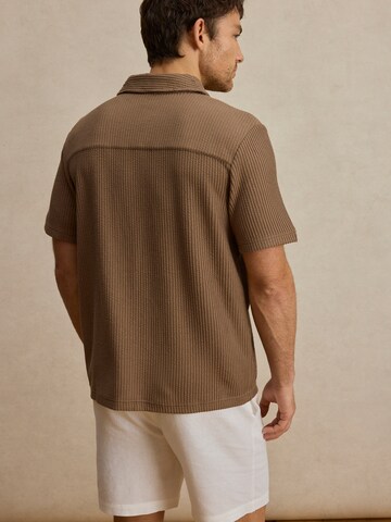DAN FOX APPAREL Comfort Fit Риза 'Albert' в бежово