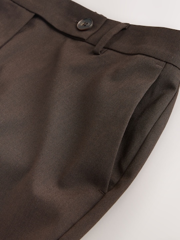 Next Bootcut Hose in Braun