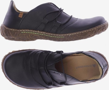 EL NATURALISTA Flats & Loafers in 38 in Black: front