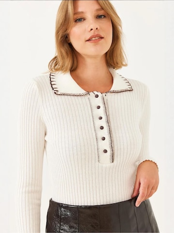 Pullover di Bianco Lucci in beige