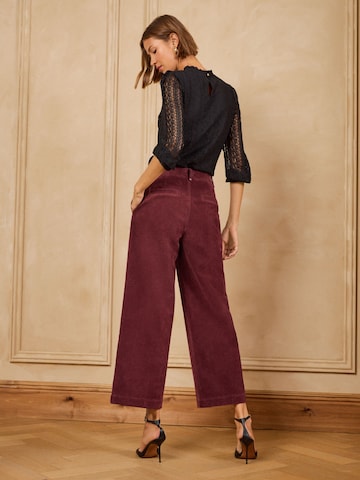 love & roses - Pierna ancha Pantalón en rojo